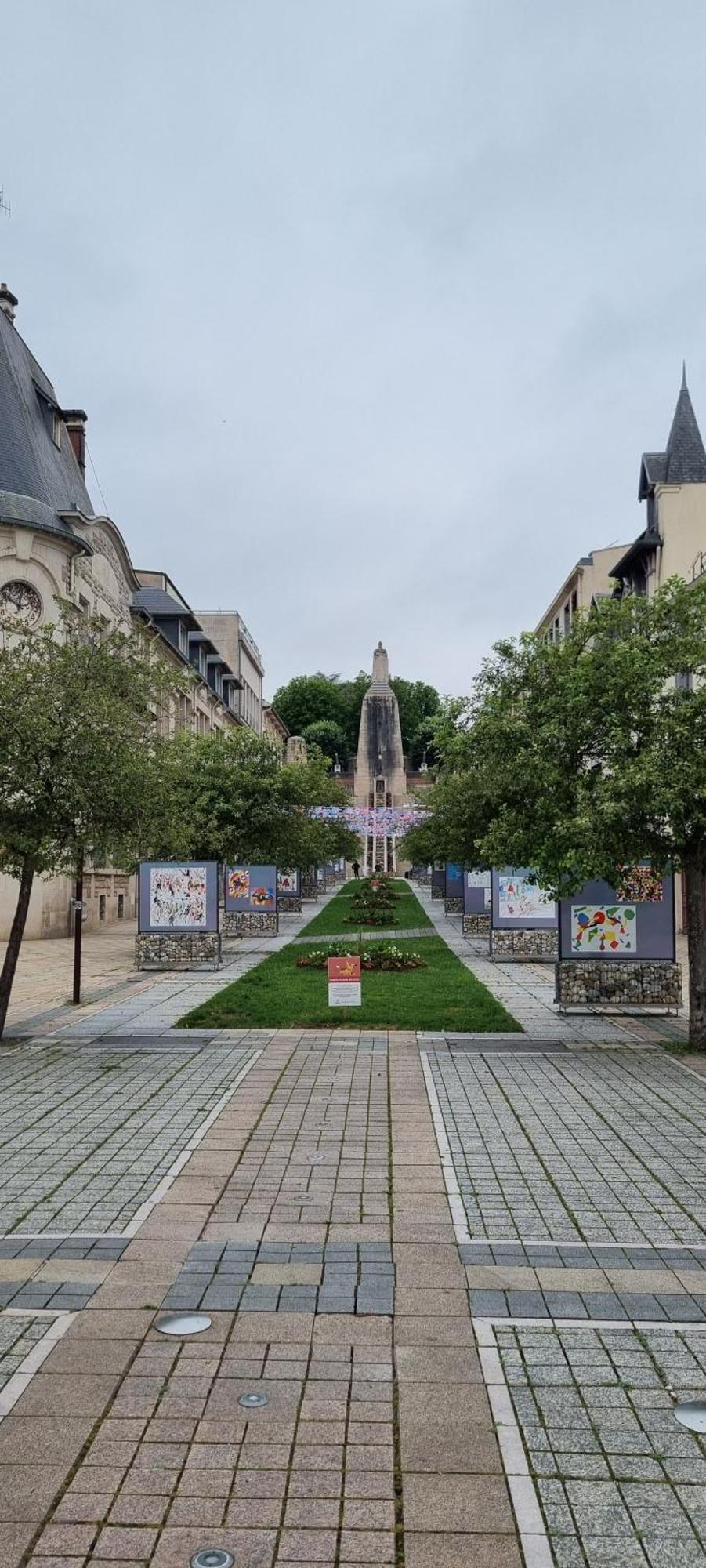 Auberge De Jeunesse - Hi Verdun Екстер'єр фото